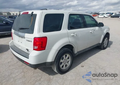 2011 Mazda Tribute I Sport z USA, uszkodzony, nr VIN 4F2CY0C72BKM06741